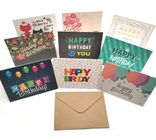 С днем рождения бумажный конверт поздравительной открытки устанавливает Ресиклабле с офсетной печатью