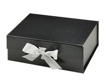 Подарочная коробка коробки Ресиклабле картона упаковывая складывая с офсетной печатью